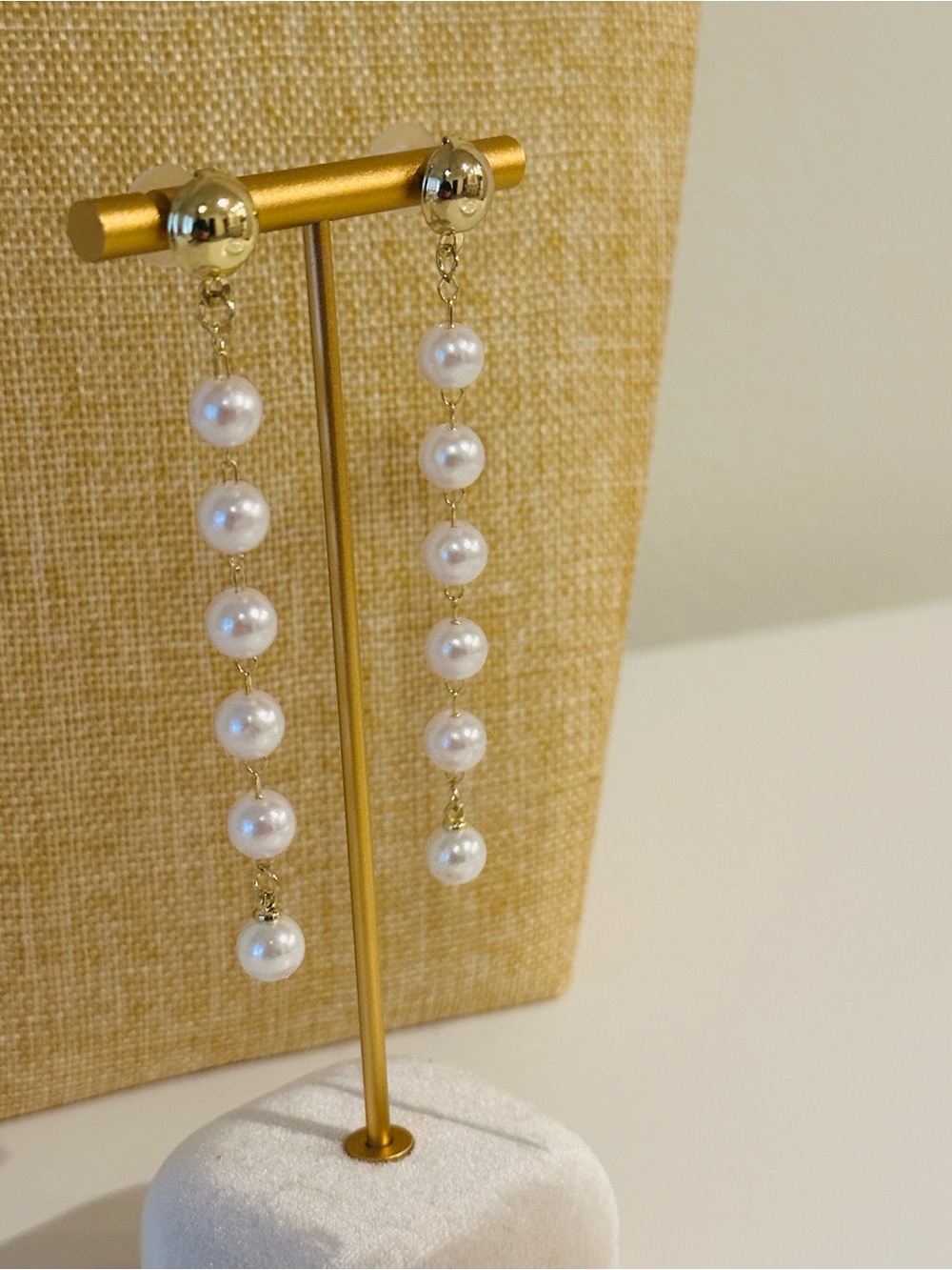 Fashion Jewelry Gold and White Pearl Linear Drop Earrings